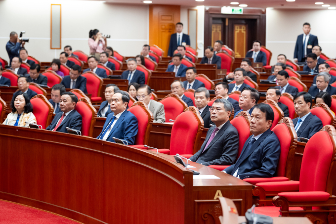 中央統一介紹國家關鍵領導人事安排