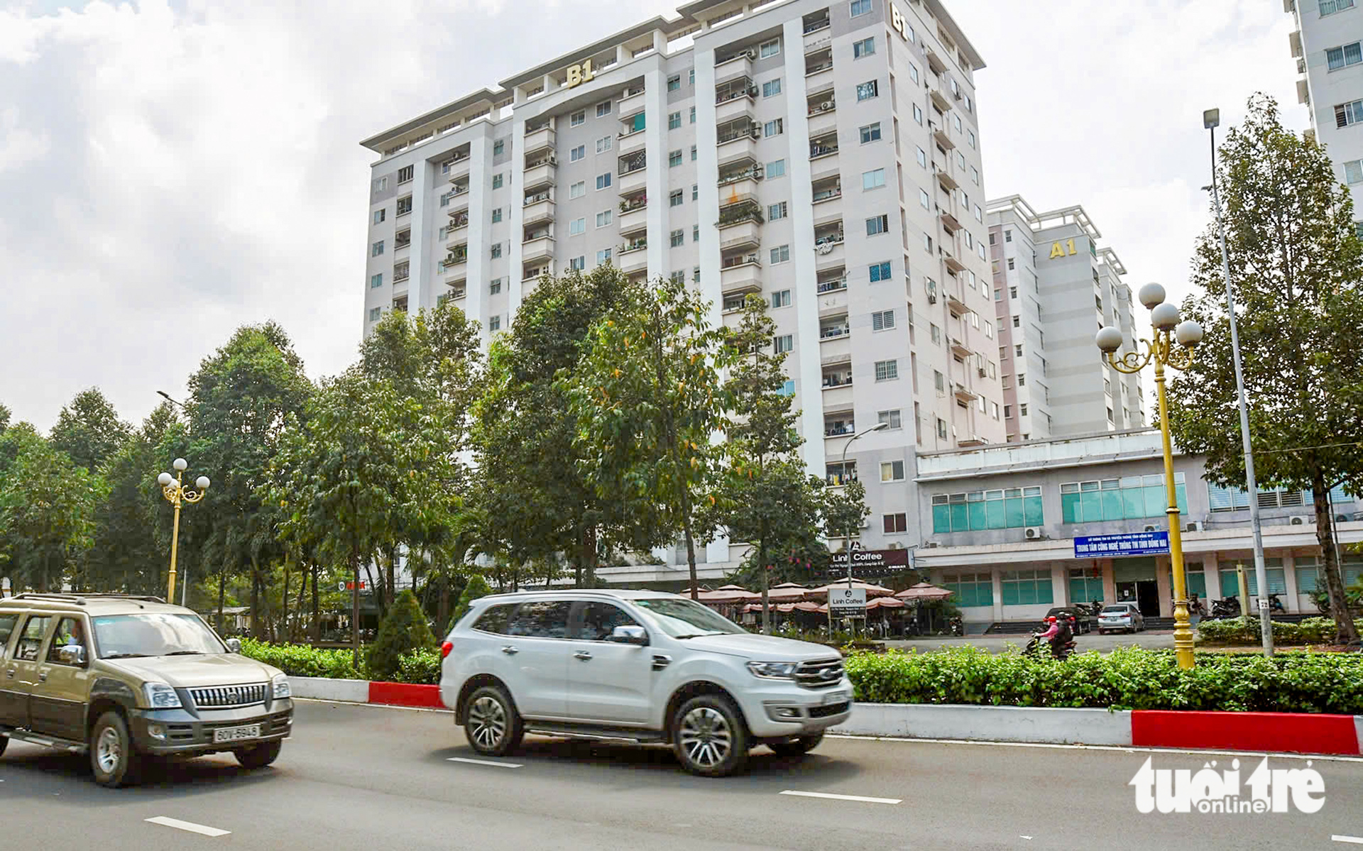 检查后，许多同奈公务员申请退还社会住房