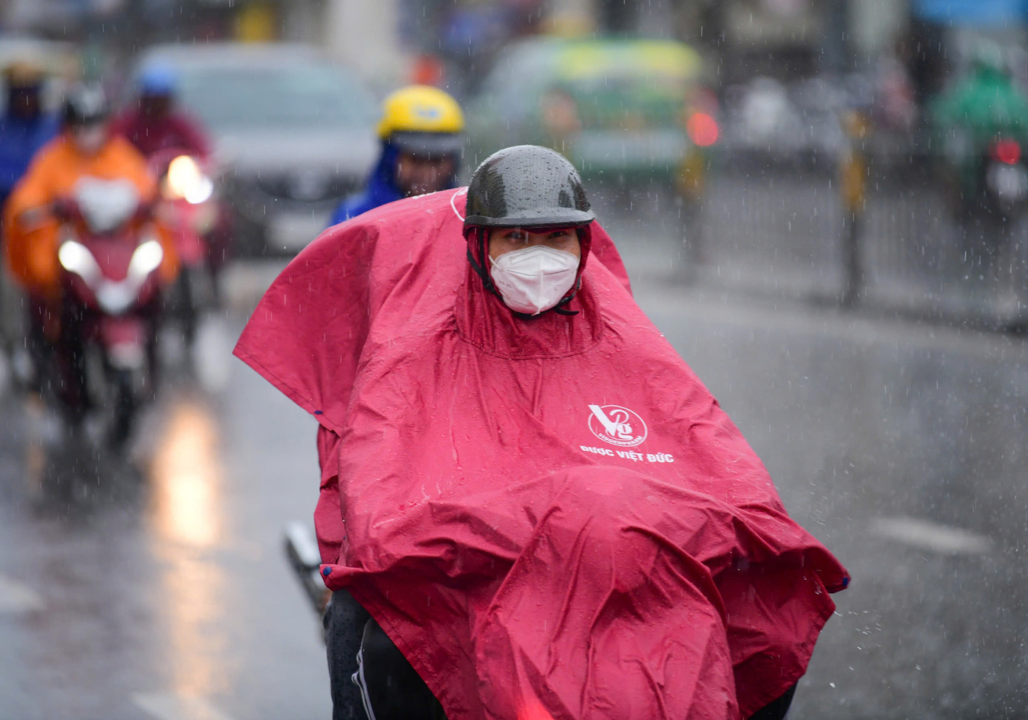 今日天氣 4月29日:北部受冷空氣影響有雨,南部白天炎熱,下午有雨