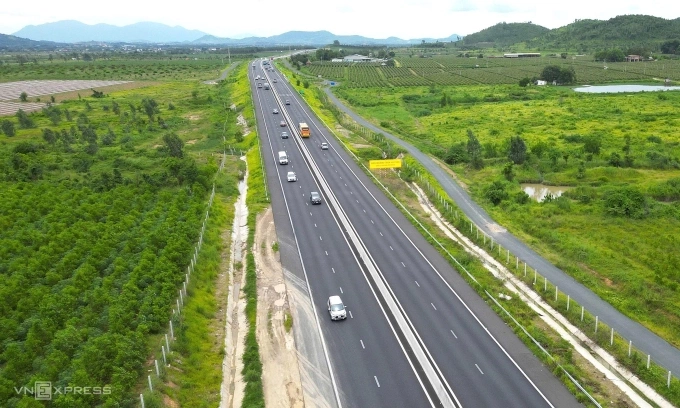 高速公路缺乏緊急車道引發不安