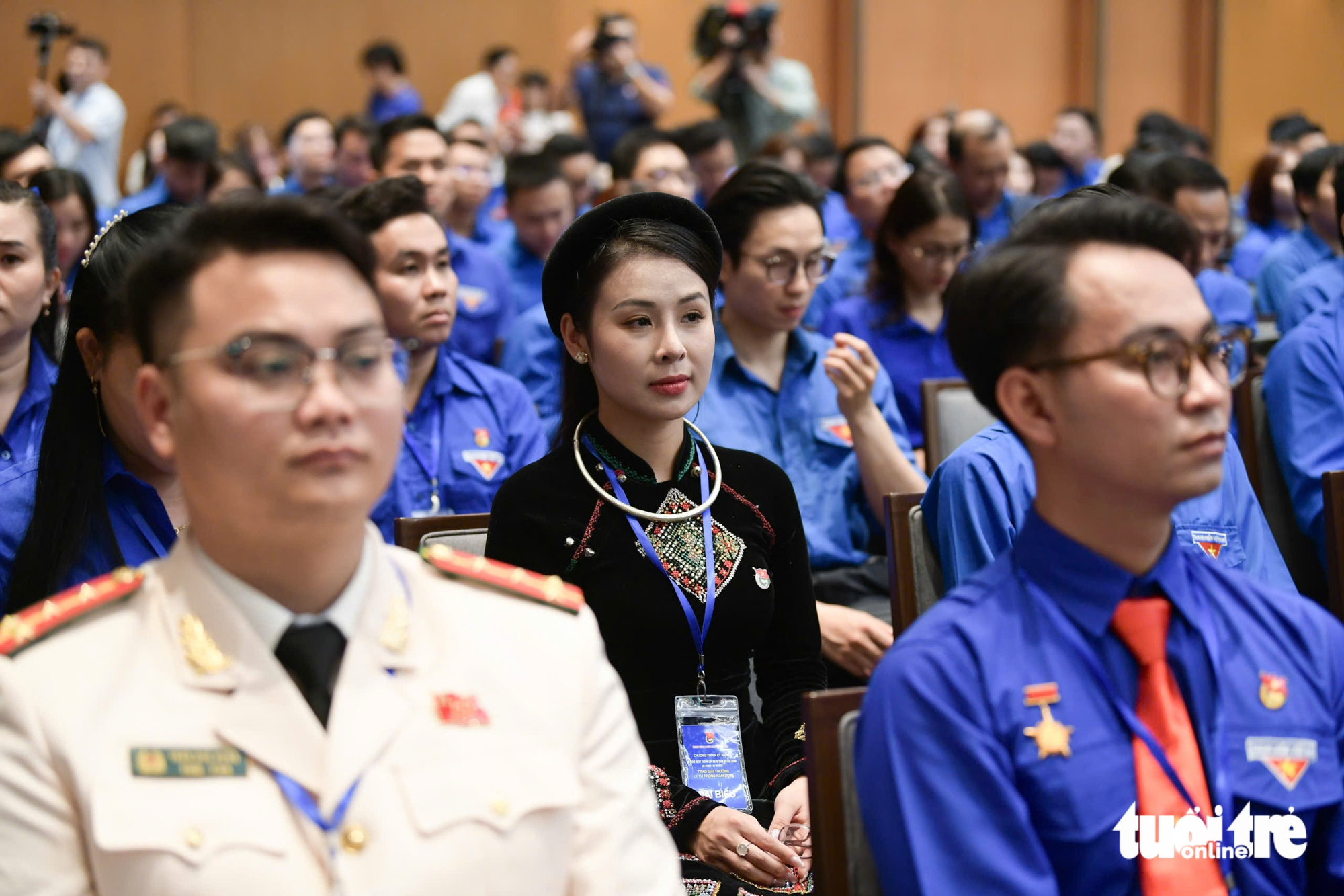 總理會見越南傑出青年代表、有前途青年和優秀共青團幹部