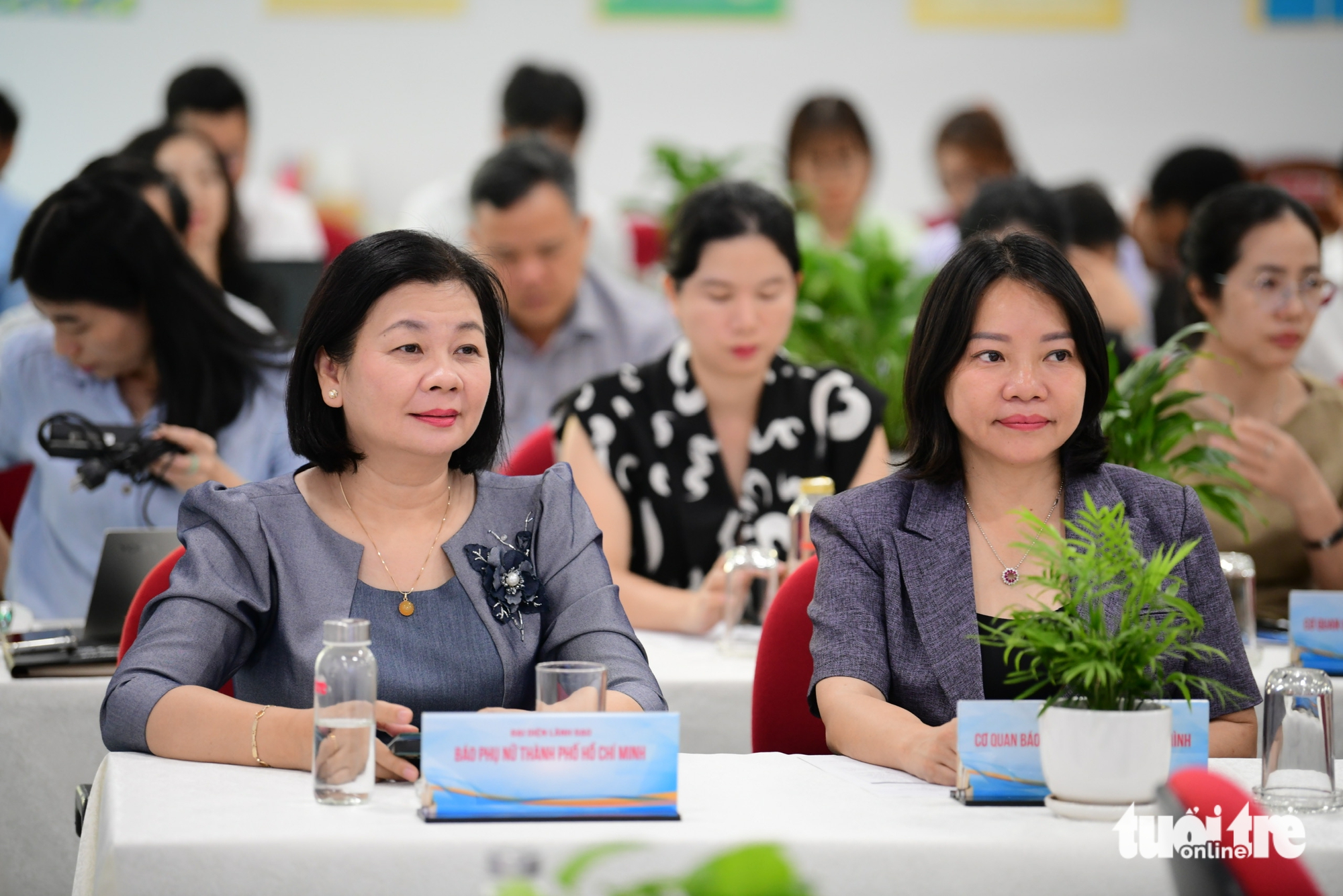 將削減多項行政手續,為新聞業發展創造條件