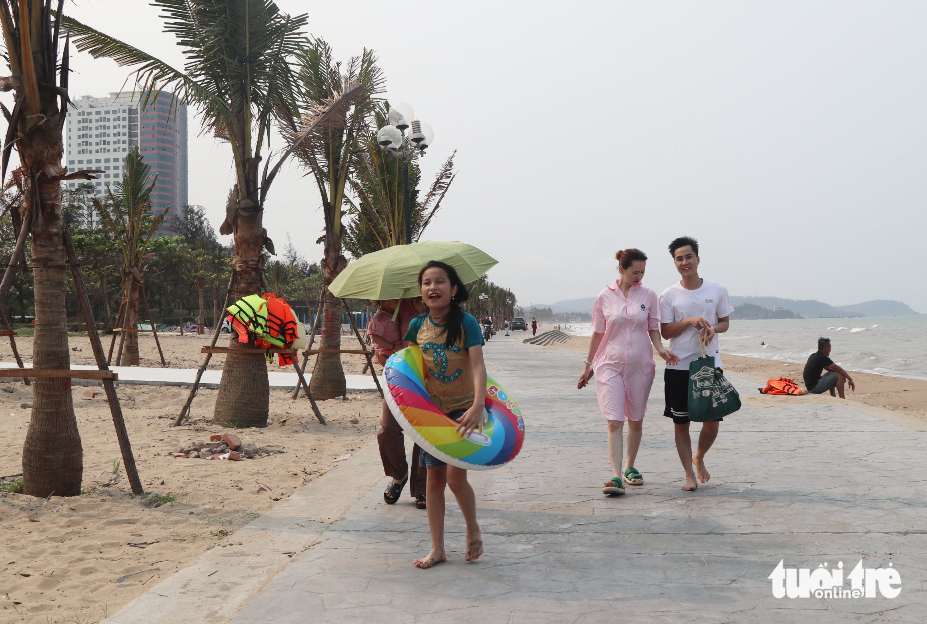 Cửa Lò 建設15個淡水淋浴點服務遊客