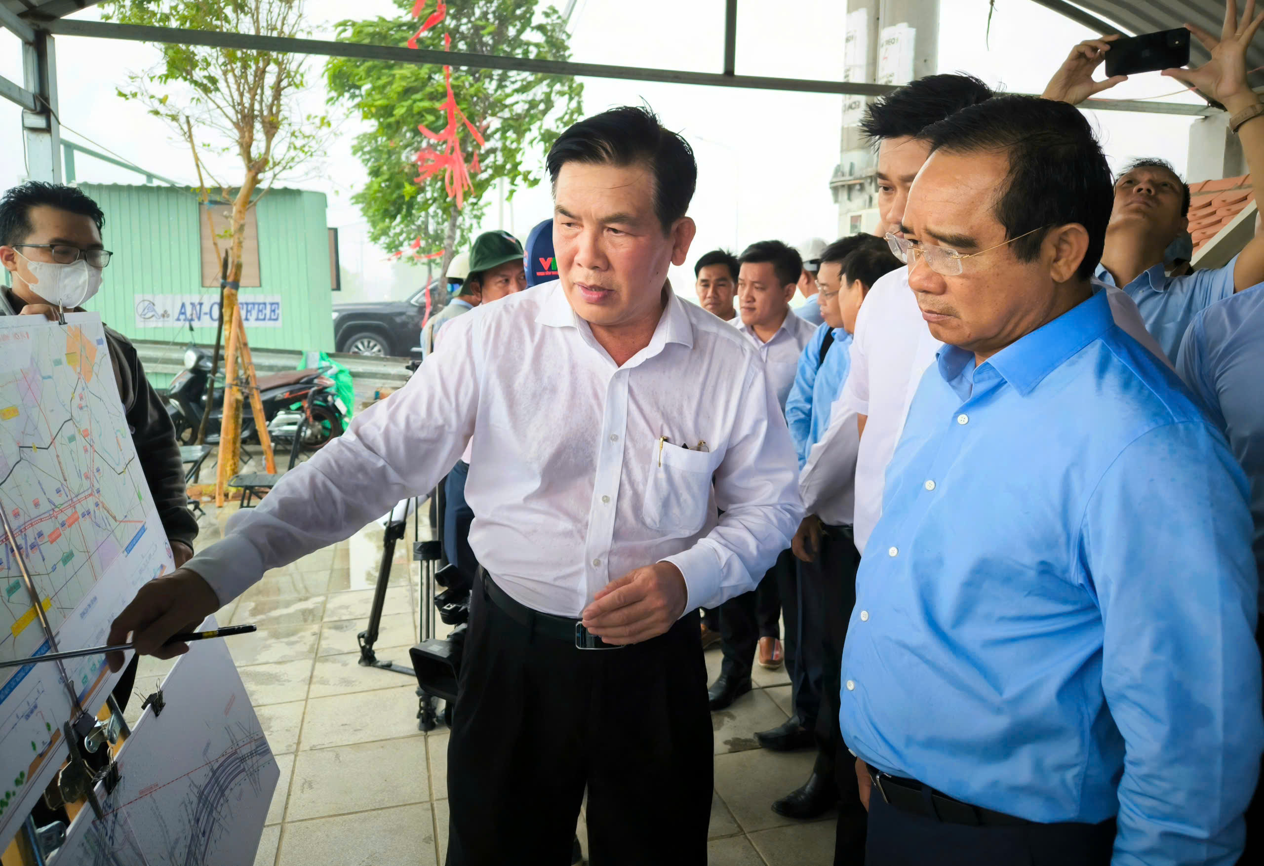 阮文德主席：投资者承诺不实，交通部门必须如实报告