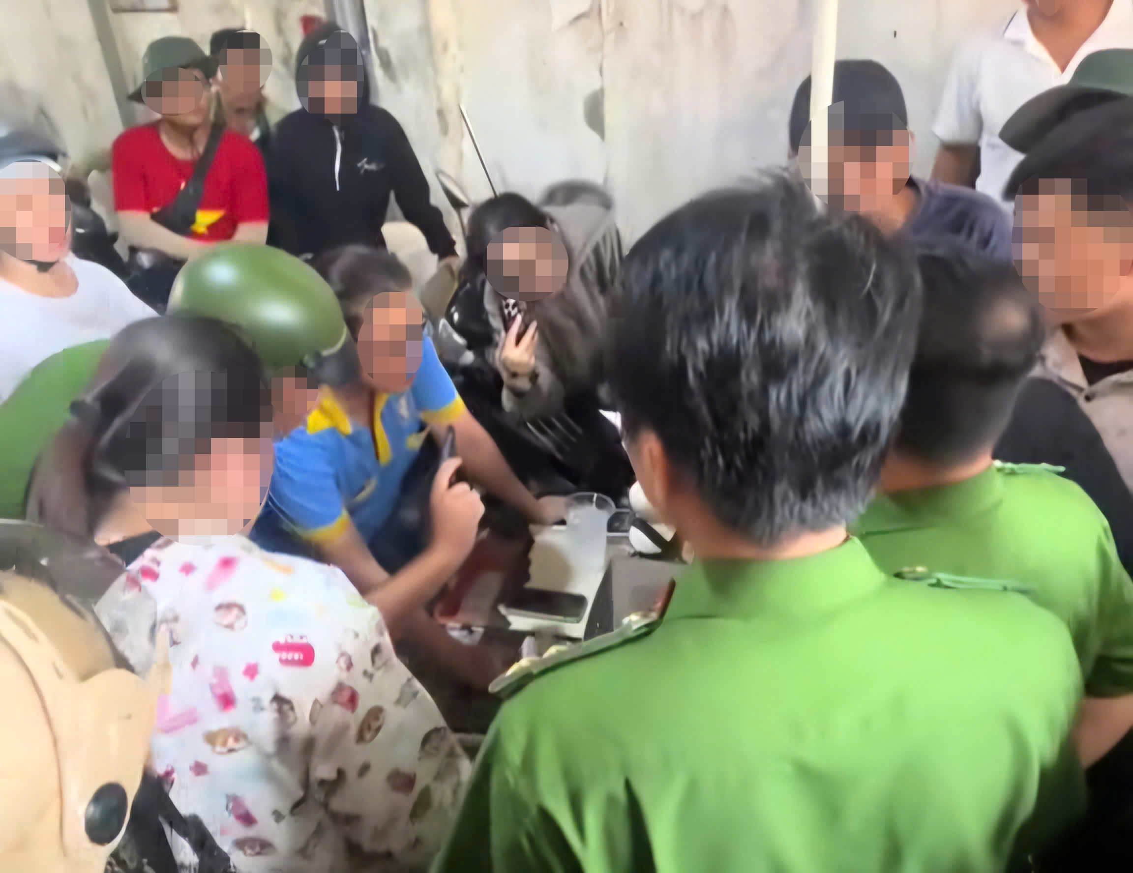 停车场每次收费10万越南盾被罚款3150万越南盾