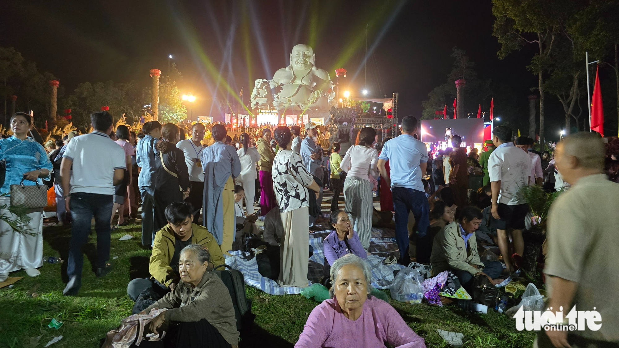 超過20,000人參加天禁山燈花節之夜