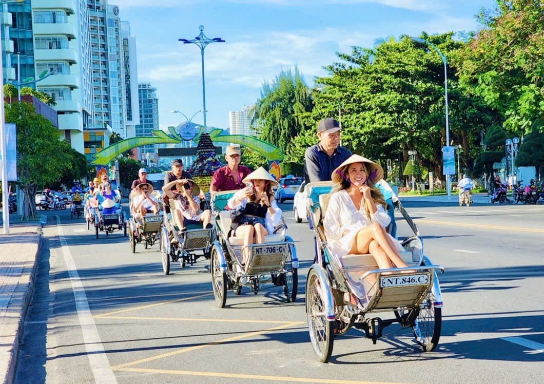 在芽莊旅遊城市,是選擇提升管理水平還是禁止電動三輪車?