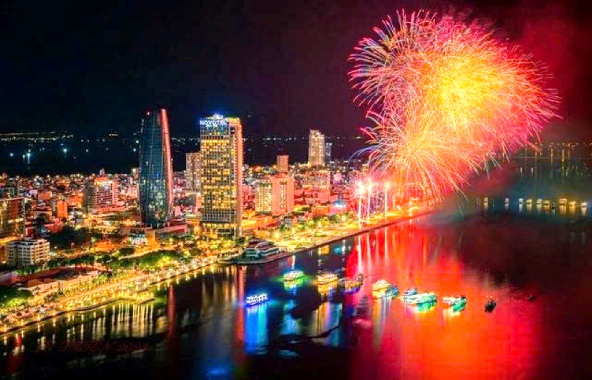 2025年岘港市全景：经济与旅游的突破之年