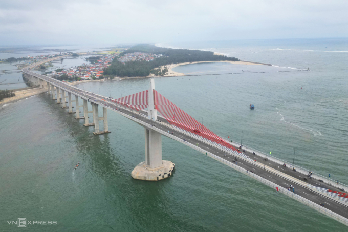 中部最長跨海大橋通車