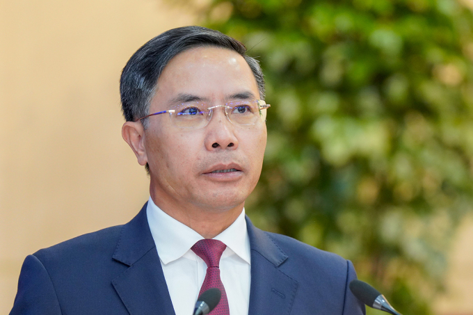 範德印擔任國家銀行行長