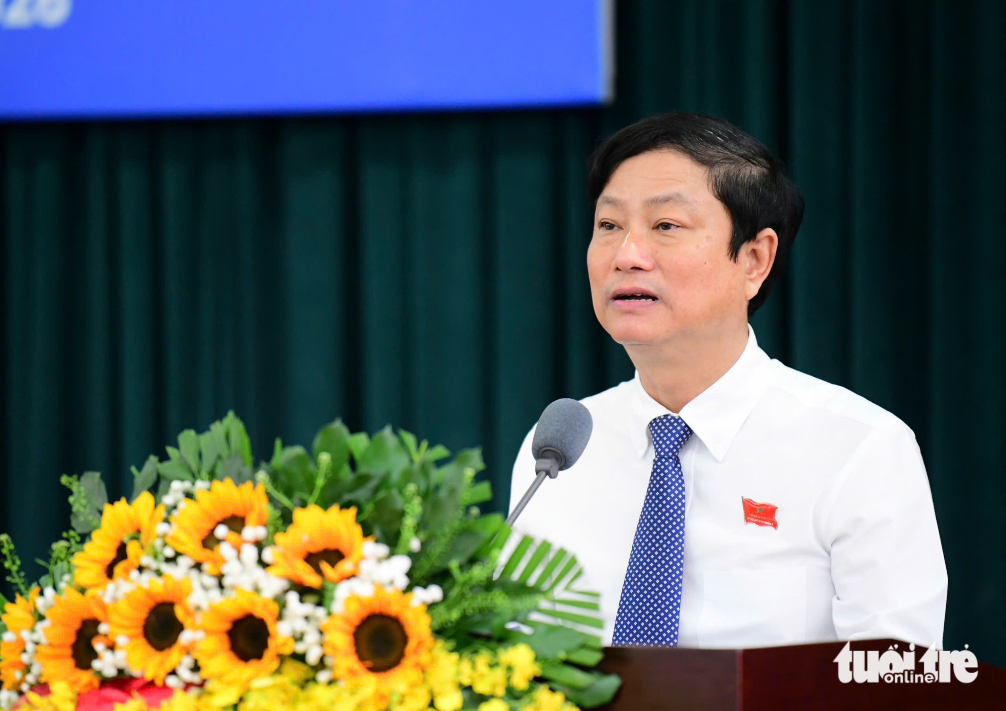 今天上午3月30日，選舉胡志明市人民議會和人民委員會主席及副主席