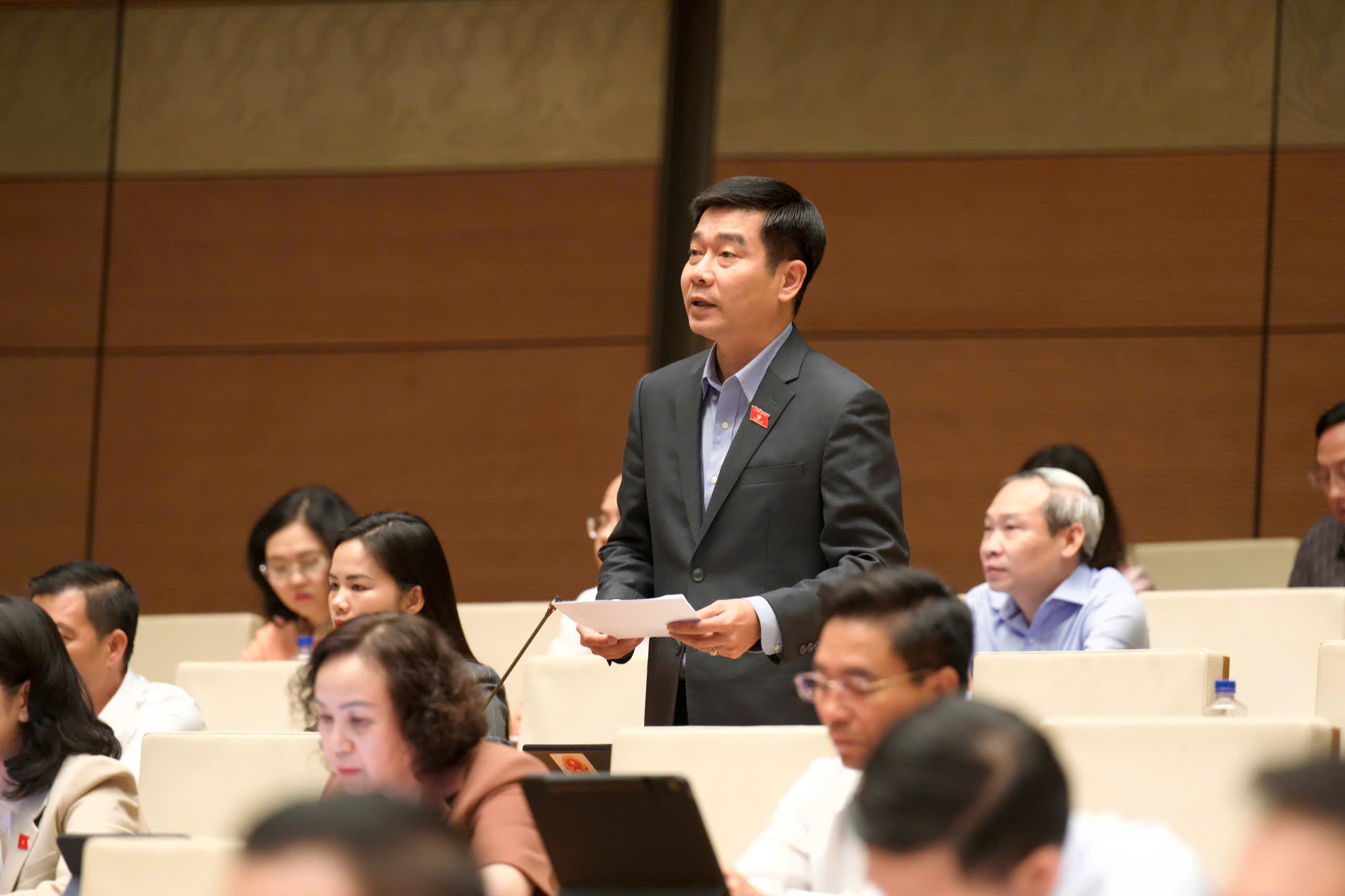 國會代表提議取消房地產交易強制公證規定