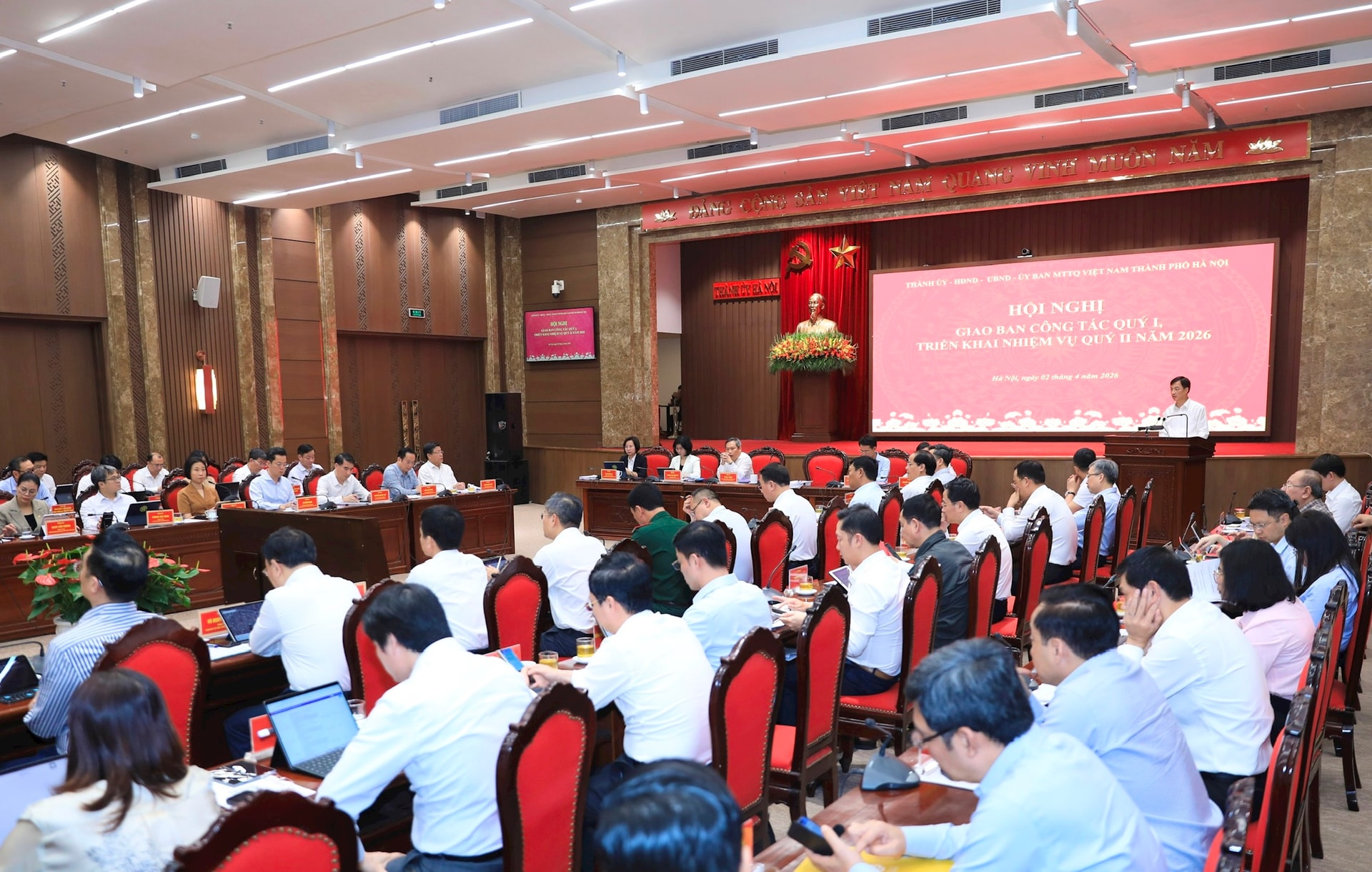 河內市公安局局長:正在追查300噸問題豬肉已流入哪些集體食堂
