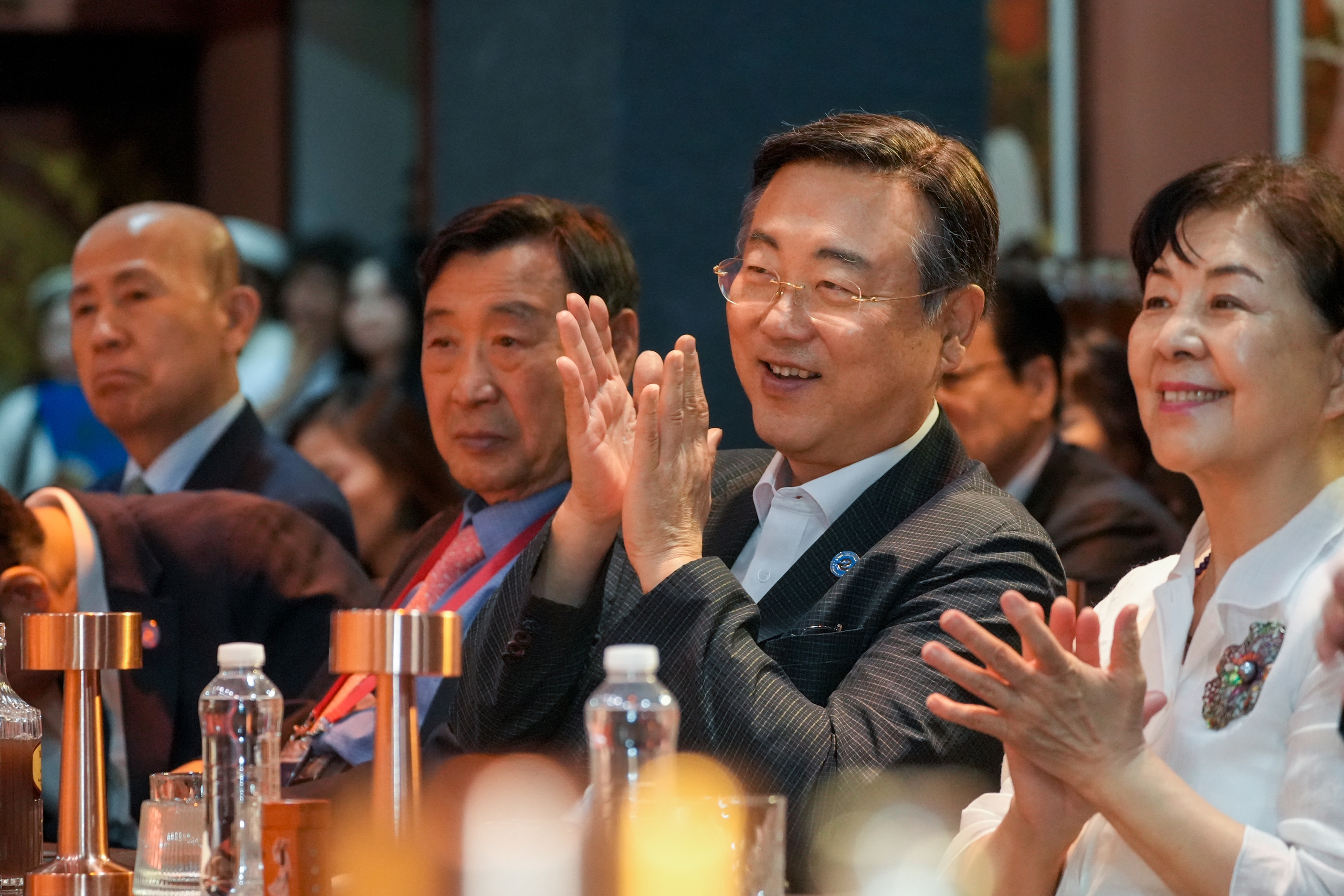 越南民族樂隊獲韓國商界讚譽