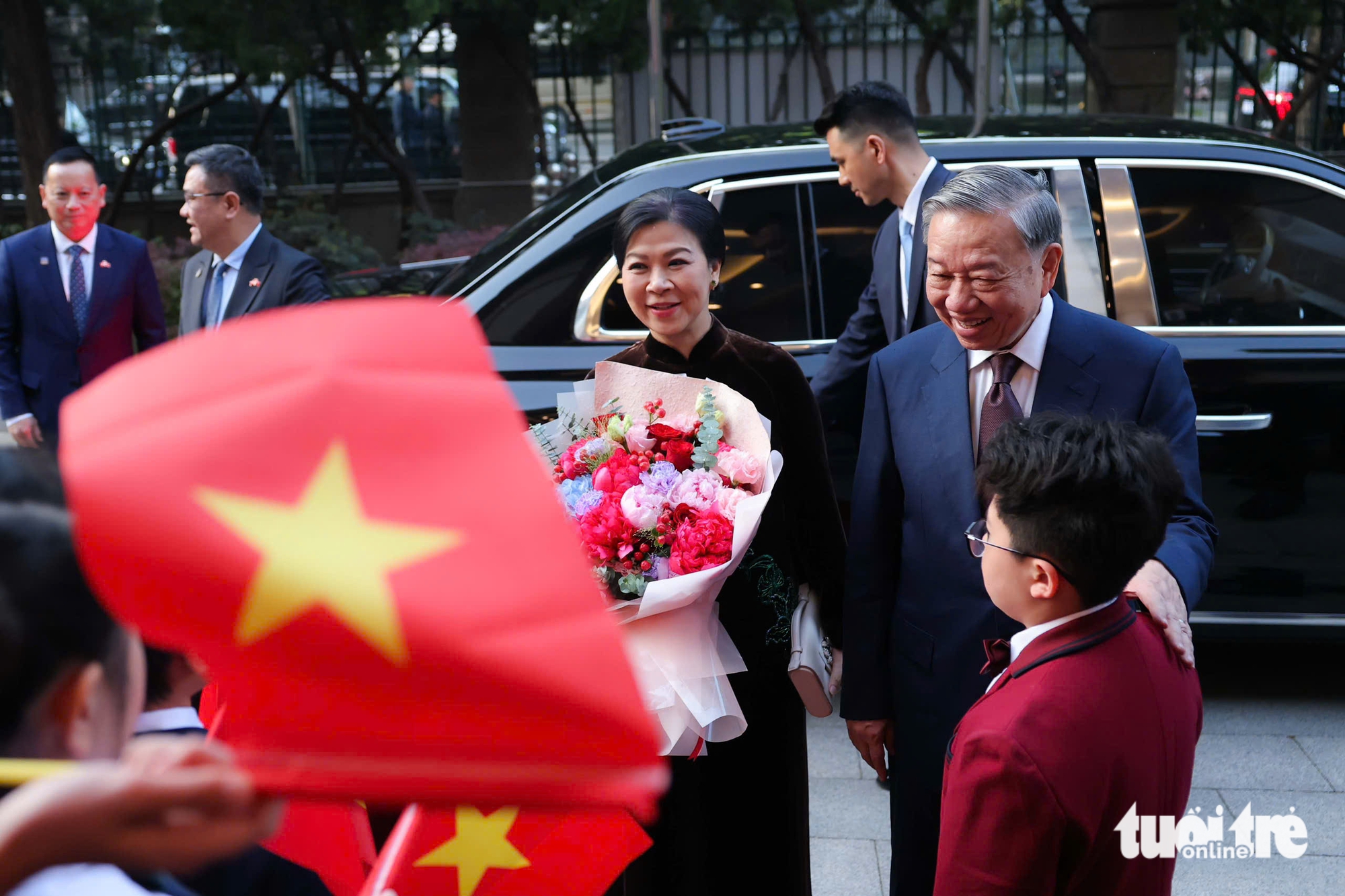 越南國家主席蘇林乘坐中國高鐵
