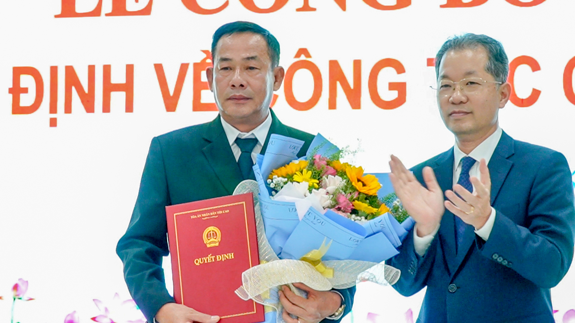 武計業擔任金甌省人民法院院長
