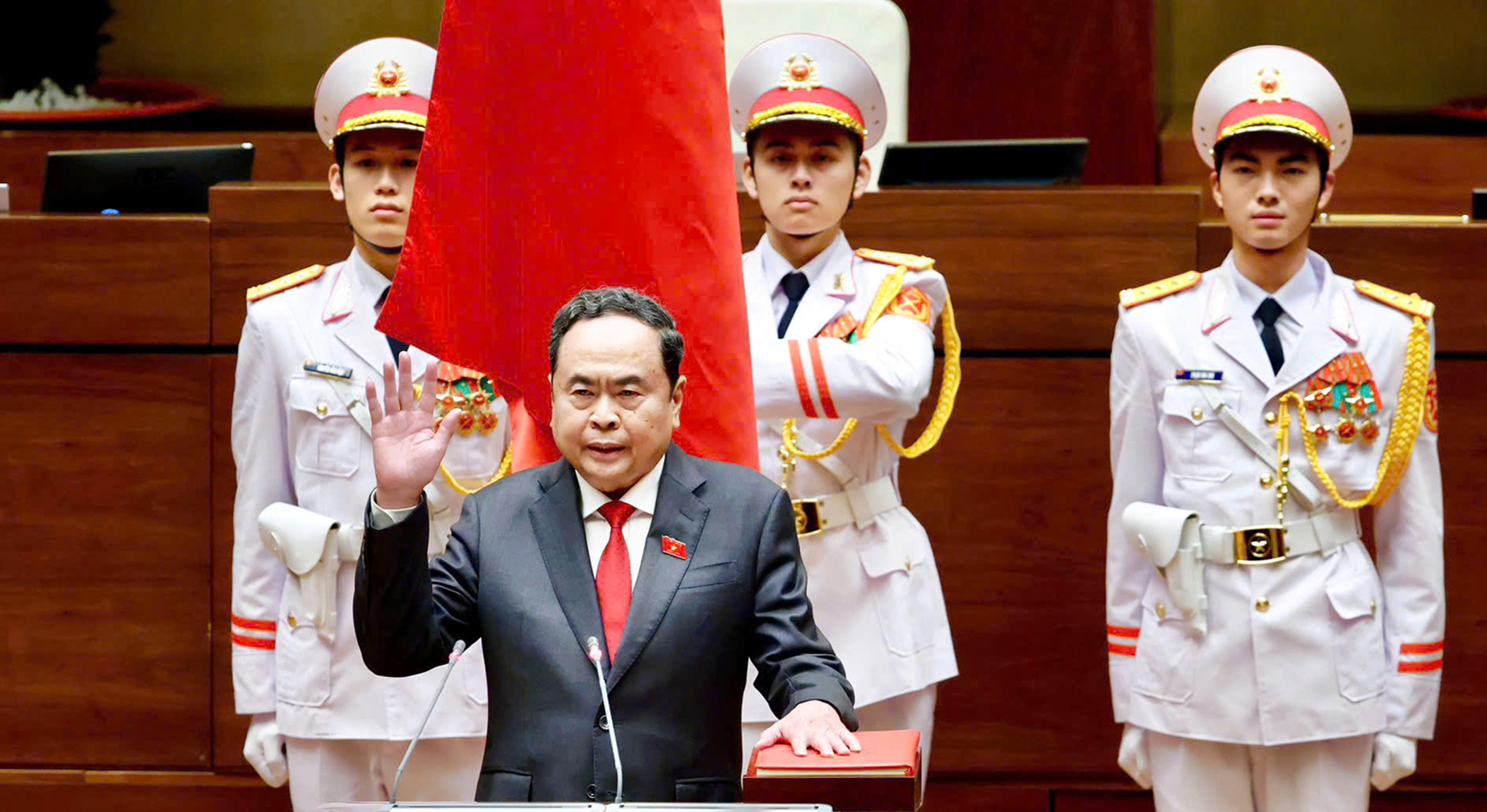 委内瑞拉临时总统、俄罗斯总理祝贺越南主要领导人