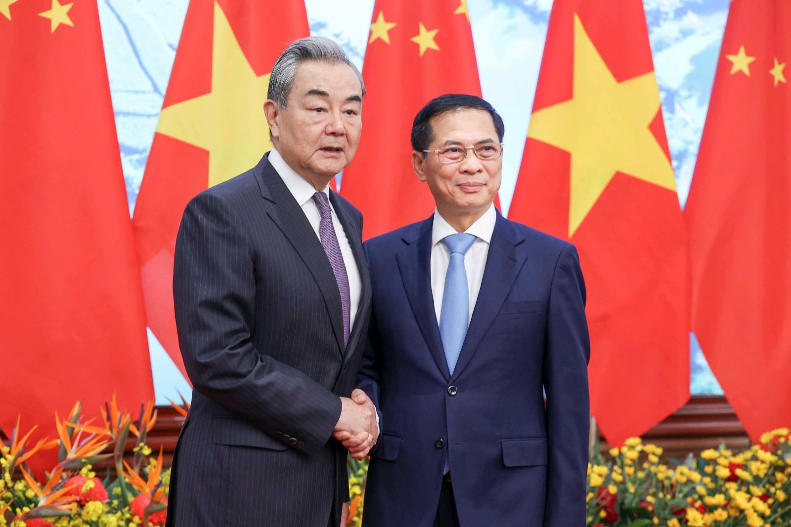 中國願意進口更多商品,推動與越南的貿易平衡