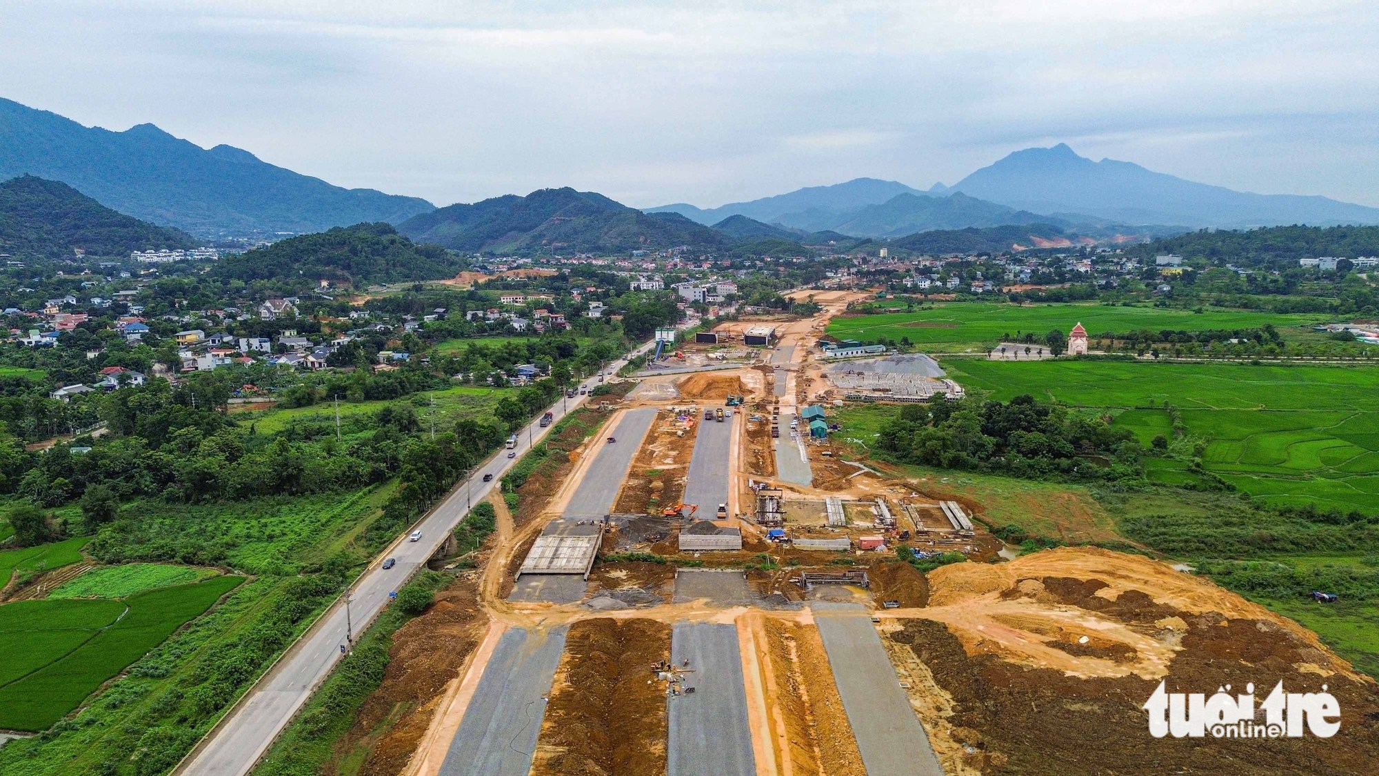 升龍大道工地寬達180米及河內西部價值超65萬億盾的地鐵線路