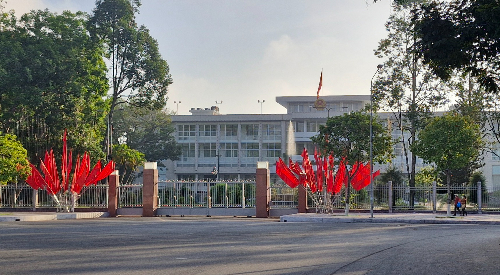 芹苴市乡镇、街道书记是市委常务委员会委员