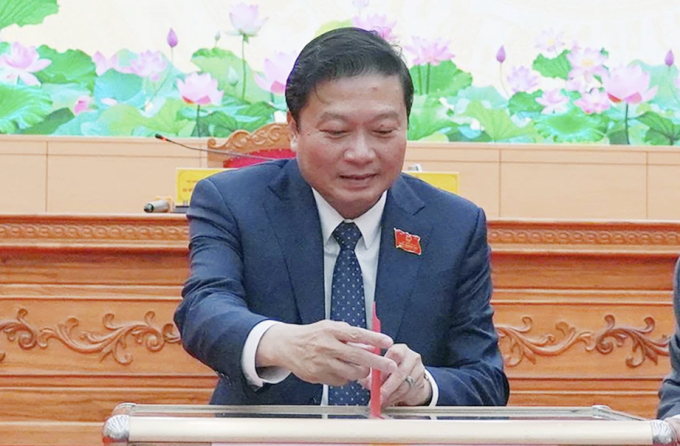 乂安省和廣治省完善新任期人民議會和政府領導層
