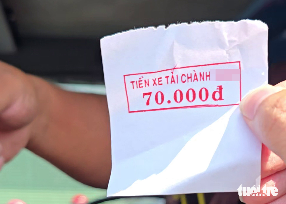 寄送貨物時被收取15,000至70,000越南盾是否符合規定?