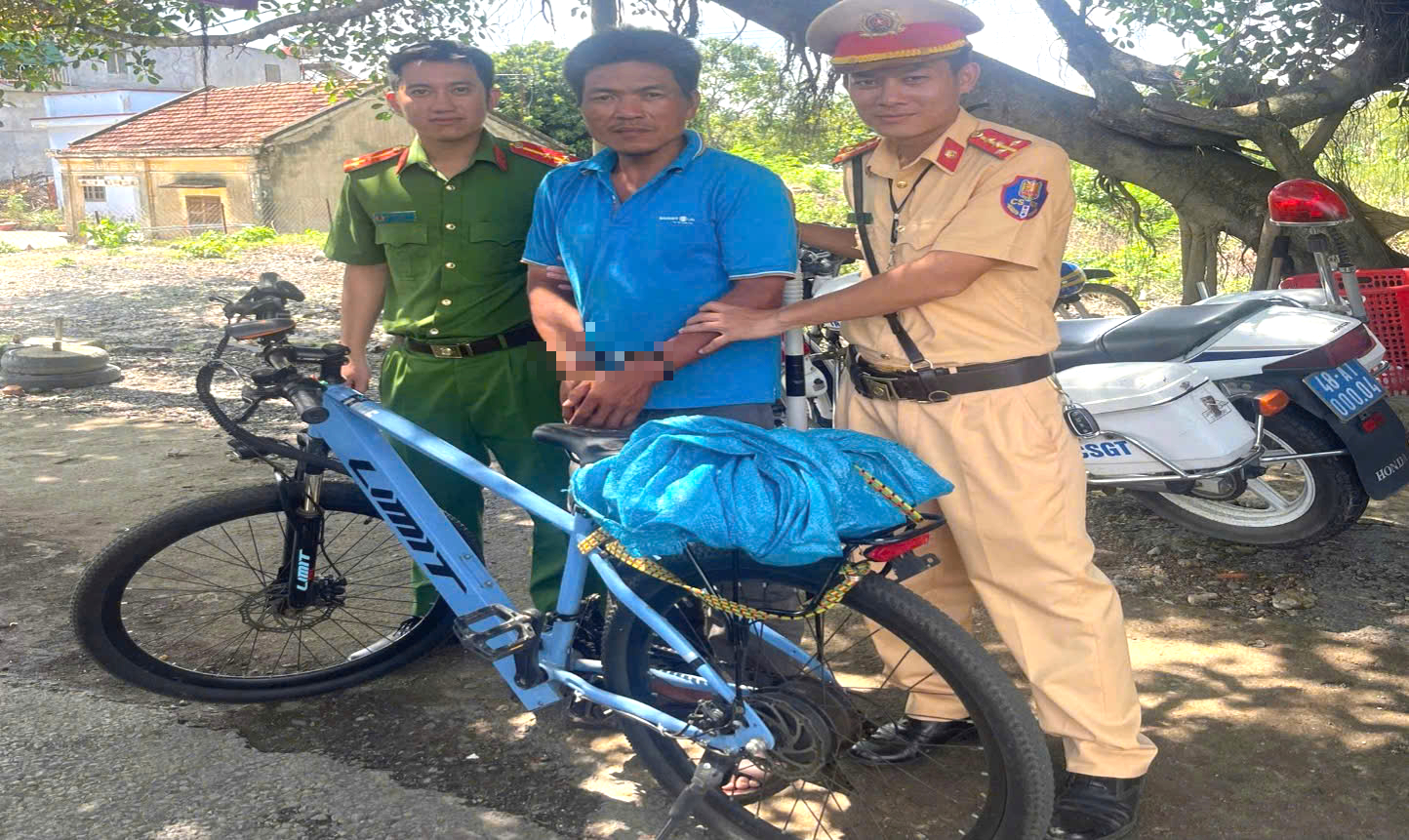 达克农交通警察连续逮捕两起财产盗窃案