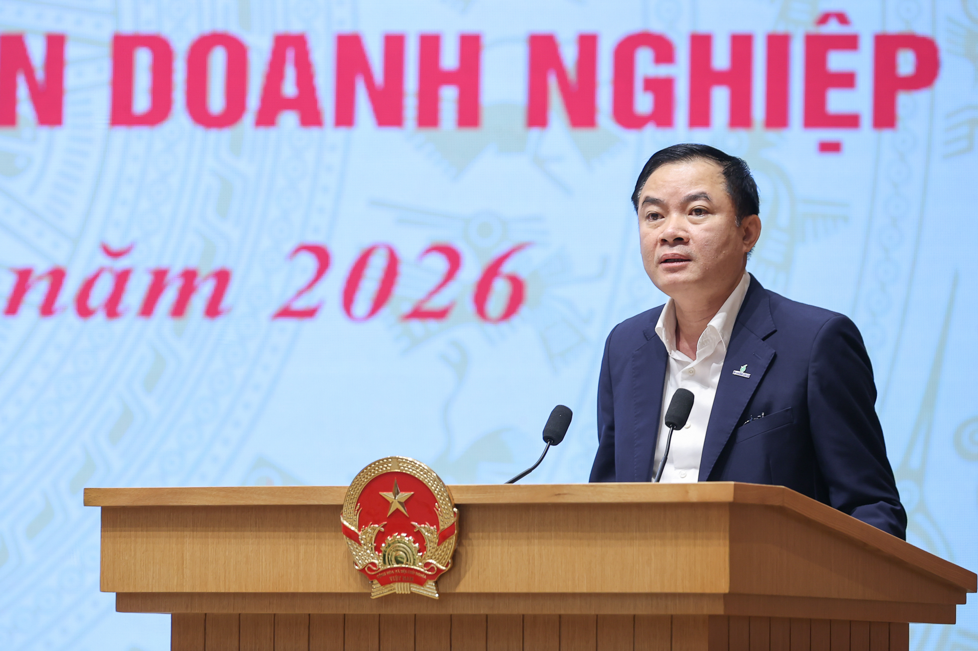 提出為何EVN必須大量投資的問題,主席表示如果不投資五年後將缺電