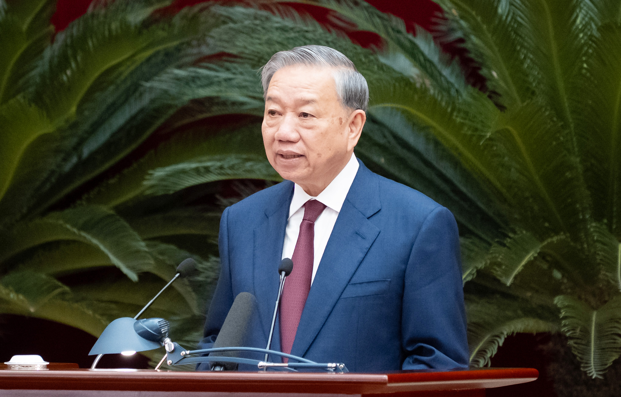 總書記蘇林:必須堅持實現高質量、可持續、實質性的經濟增長目標