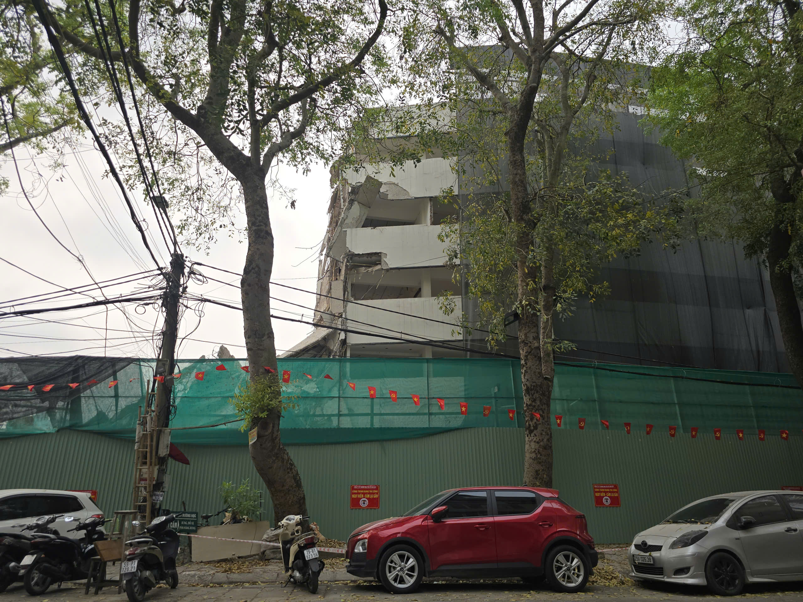 河內對在感懷街拆除房屋造成濃塵的單位罰款2億越南盾