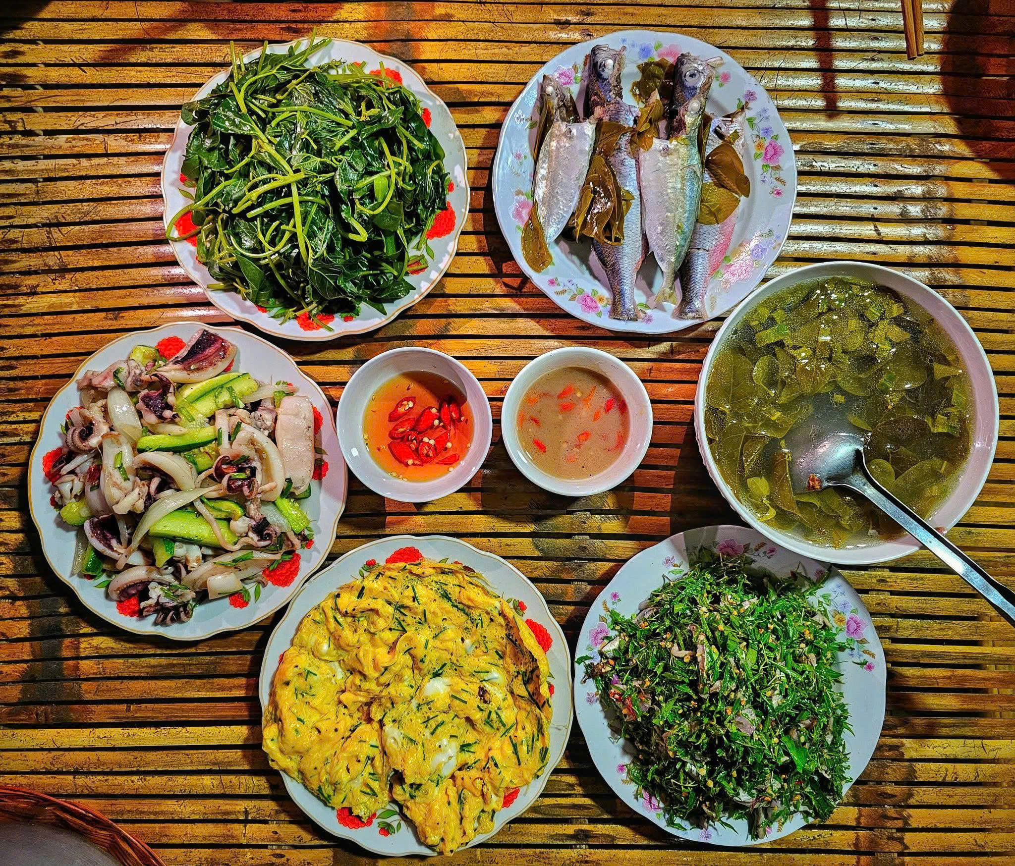 草屋土牆在戈科村,喚起往昔記憶