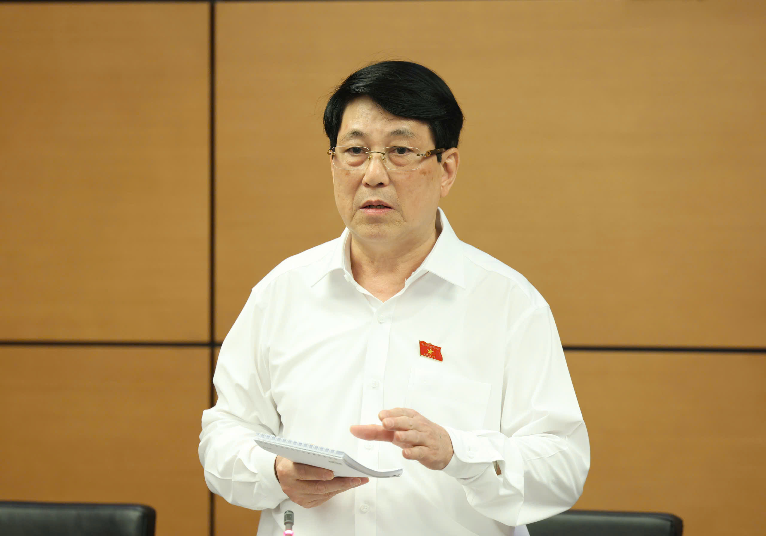国家主席梁强：法院、检察院系统组织必须贴近人民