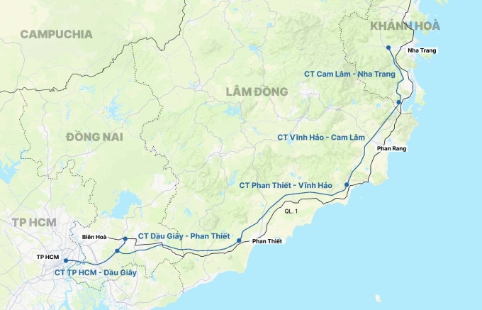 金蘭-永好高速公路上卡車起火,交通堵塞持續