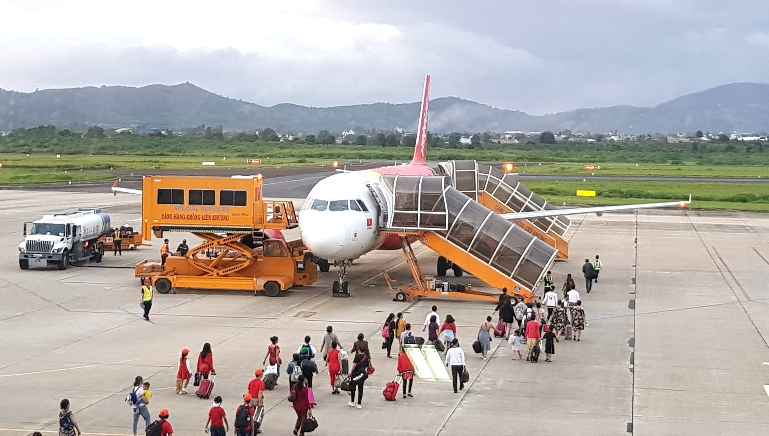 林同省旅游面临挑战：联姜机场暂时关闭