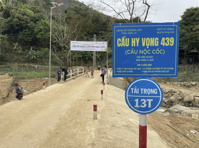 為山羅省山區1600多名村民落成橋梁