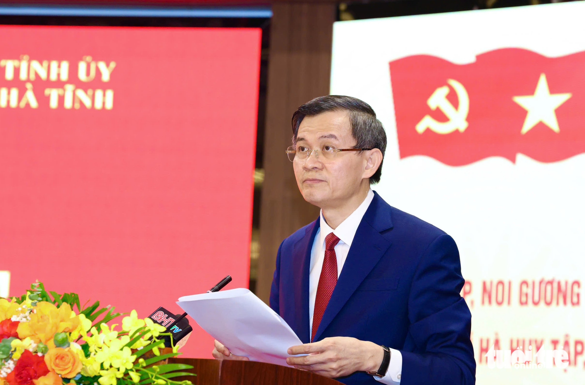 同志何輝集——越南黨和革命的天才總書記、傑出理論家