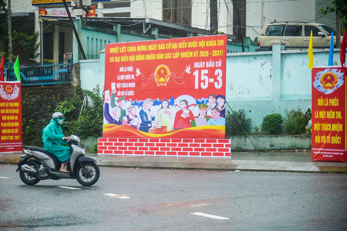 峴港在選舉日禁止大型卡車進入市中心