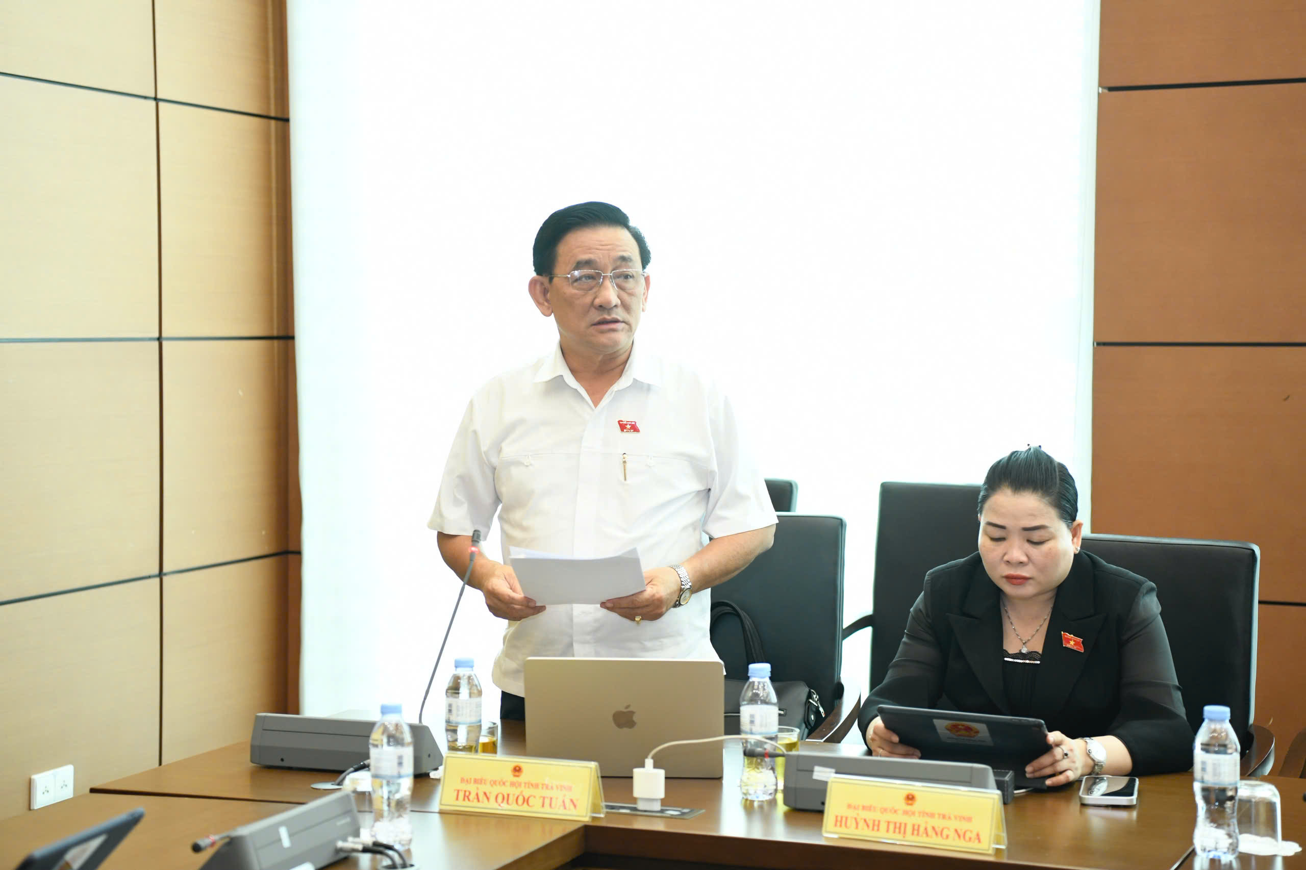 高平书记：只是无意中点击了买房广告，立即接到50个推销电话