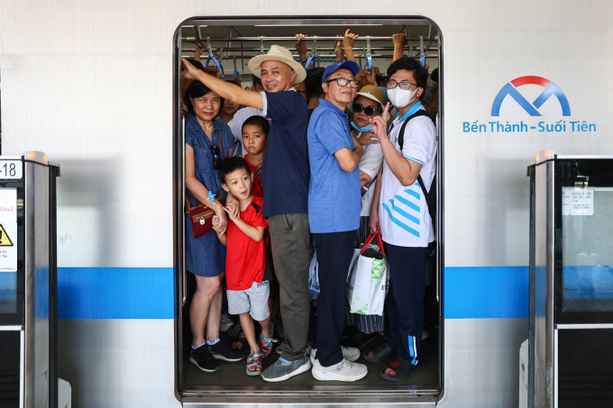 胡志明市在3月15日選舉日免除地鐵和公交車票價