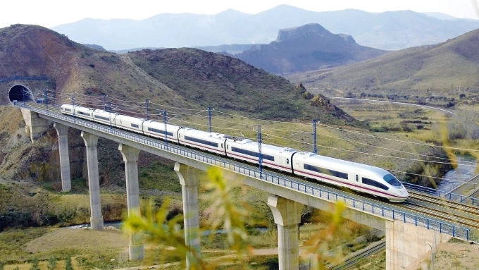 河內-廣寧高速列車採用分佈式動力技術