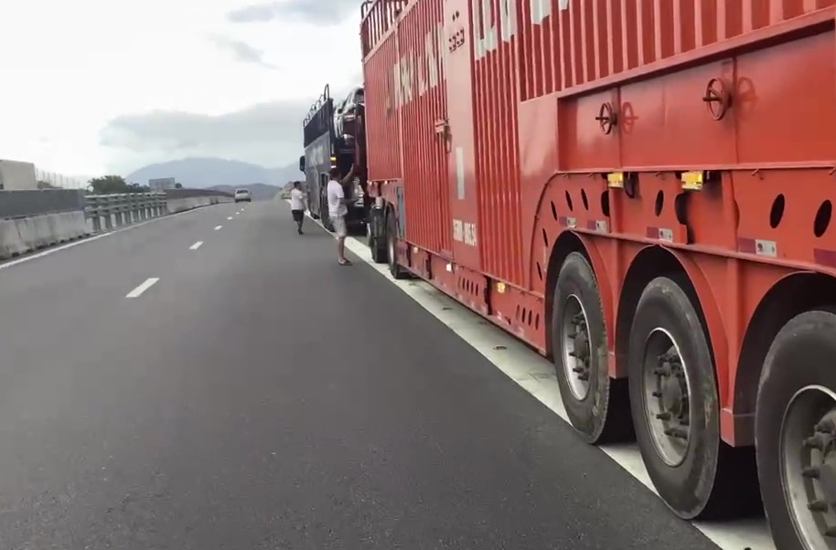 交警指出高速公路嚴重事故的主要原因