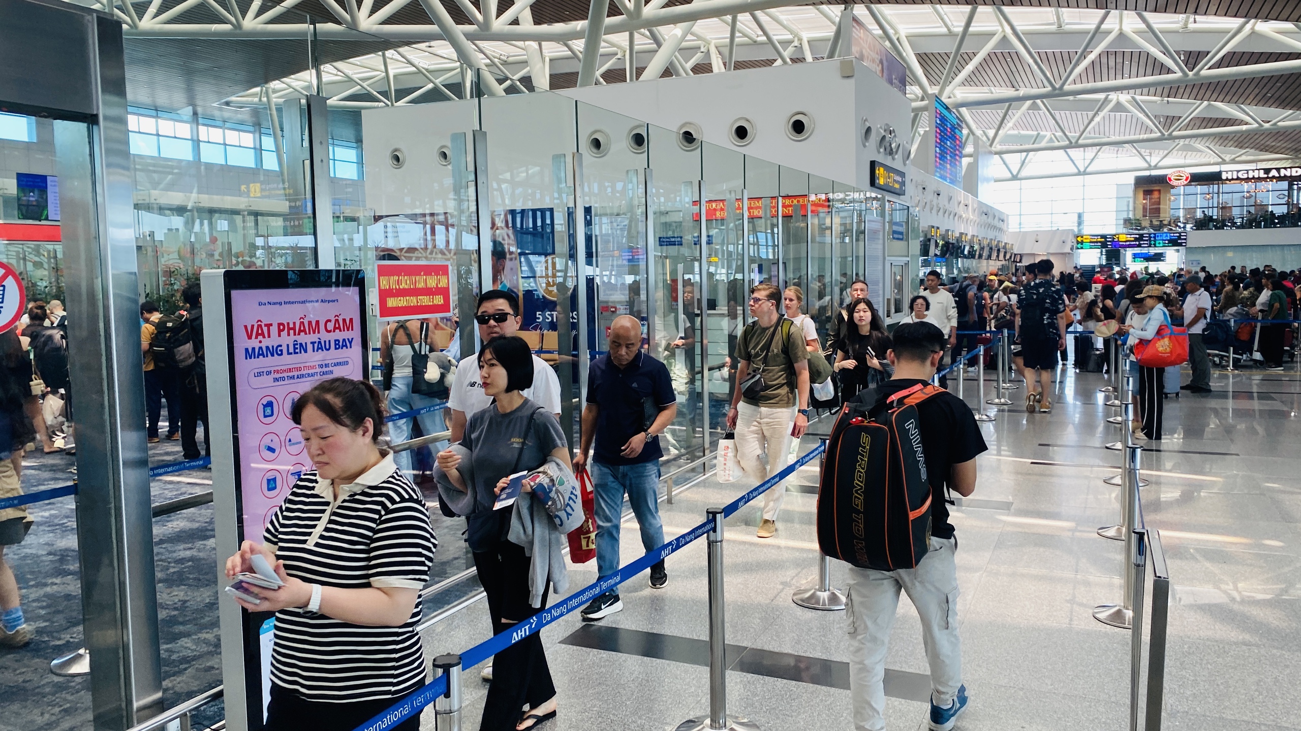 峴港國際機場連續三年獲得五星標準認證
