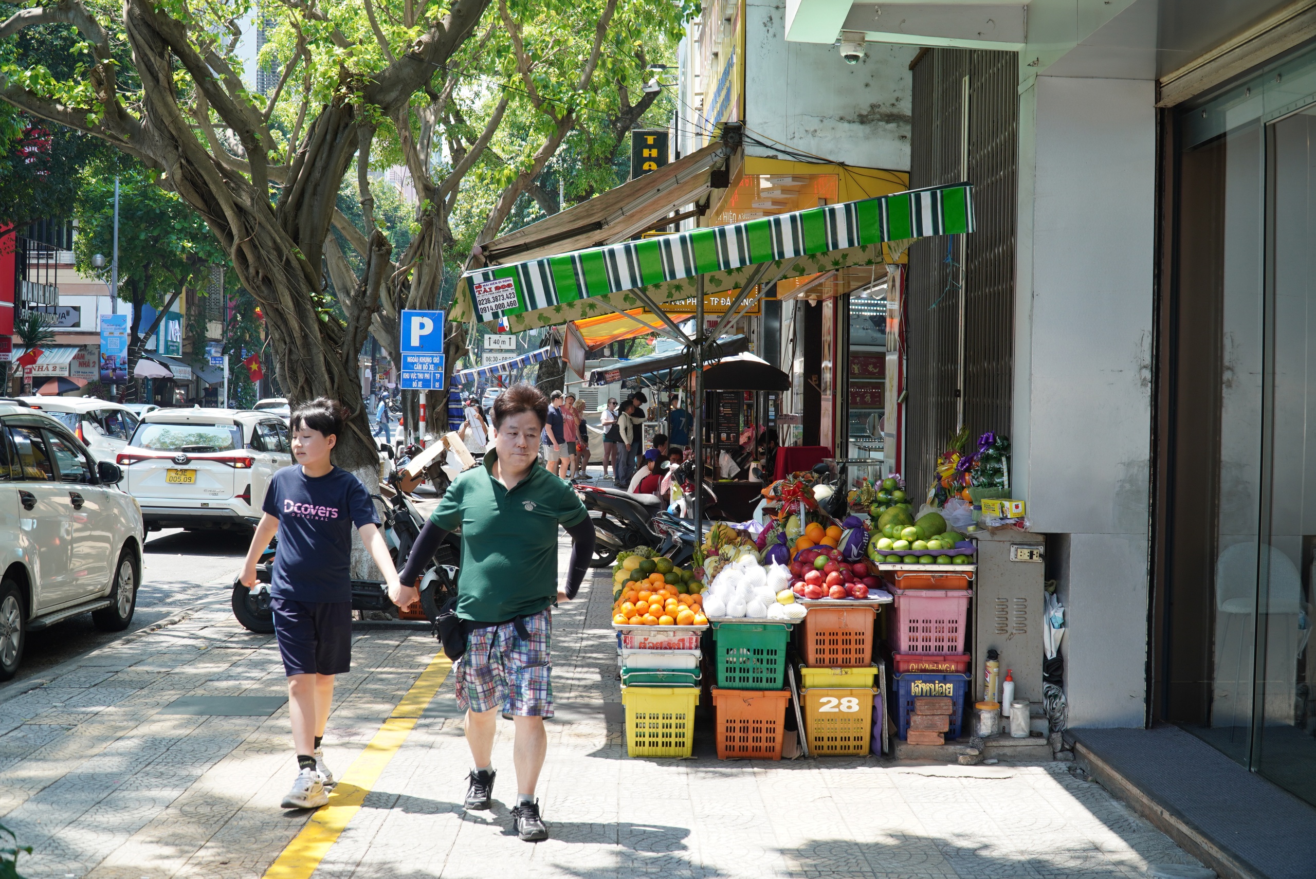 峴港市中心人行道在行動首日後'呼吸順暢'