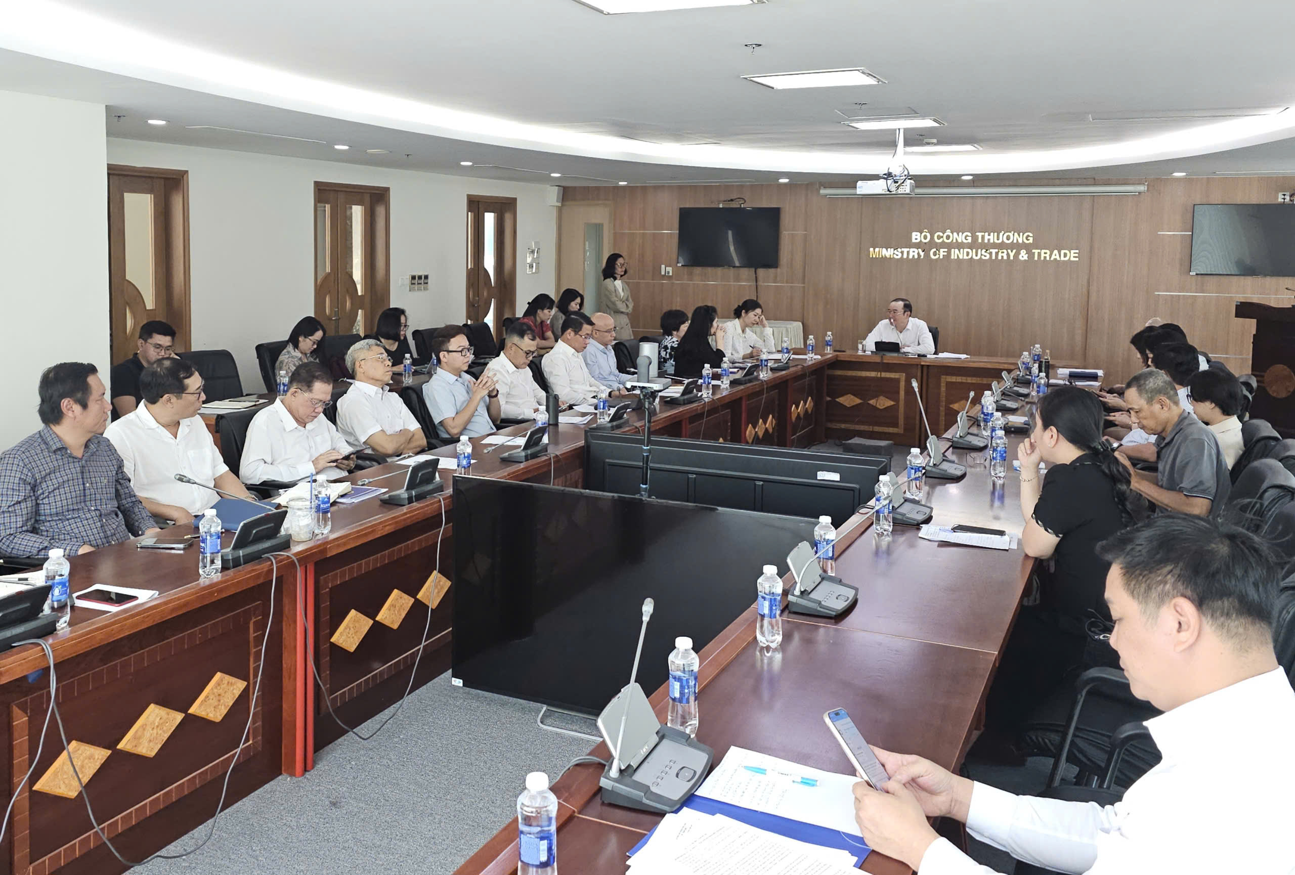 企業與協會向工貿部提出中東衝突帶來的一系列挑戰