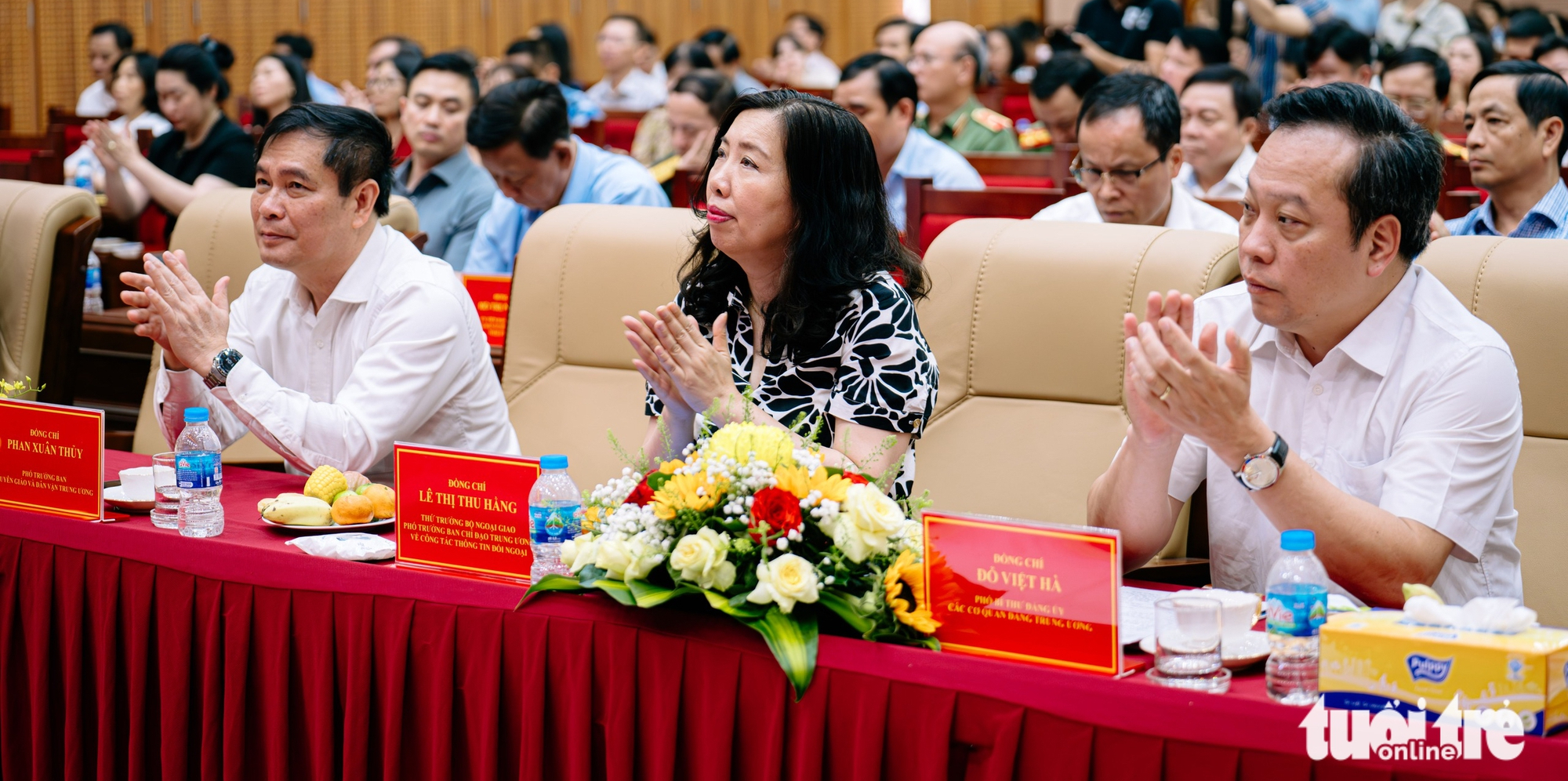 第十二屆全國對外信息獎:傳遞愛國愛民的信息
