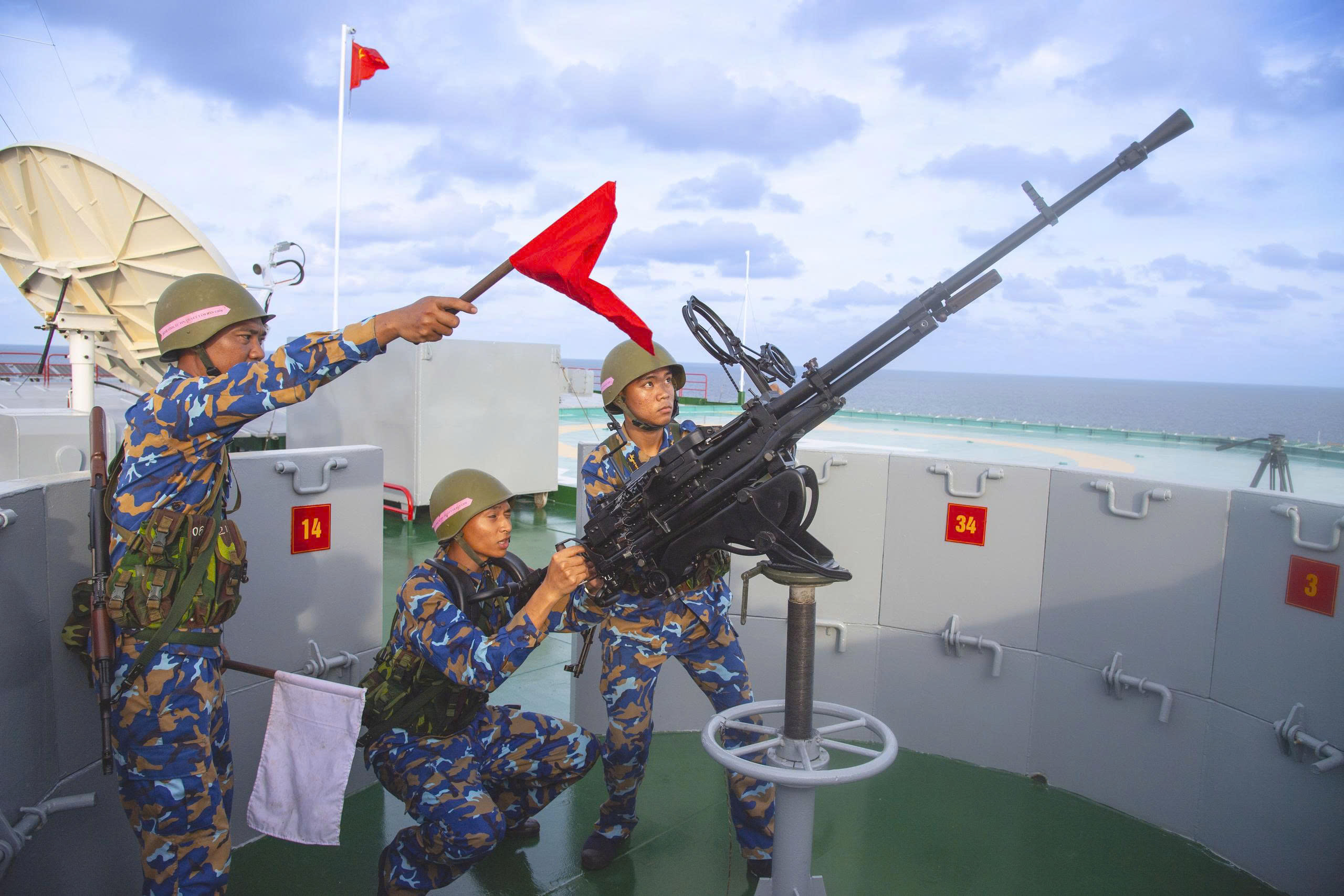 海軍第二區司令:‘保衛海洋島嶼主權是神聖任務’