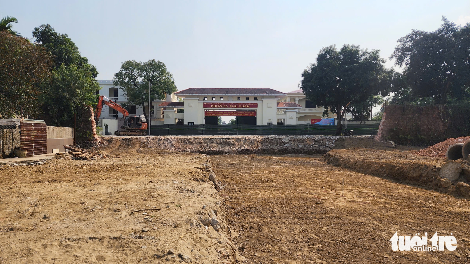 順化拆除芒卡堡圍牆,開路並建設公園