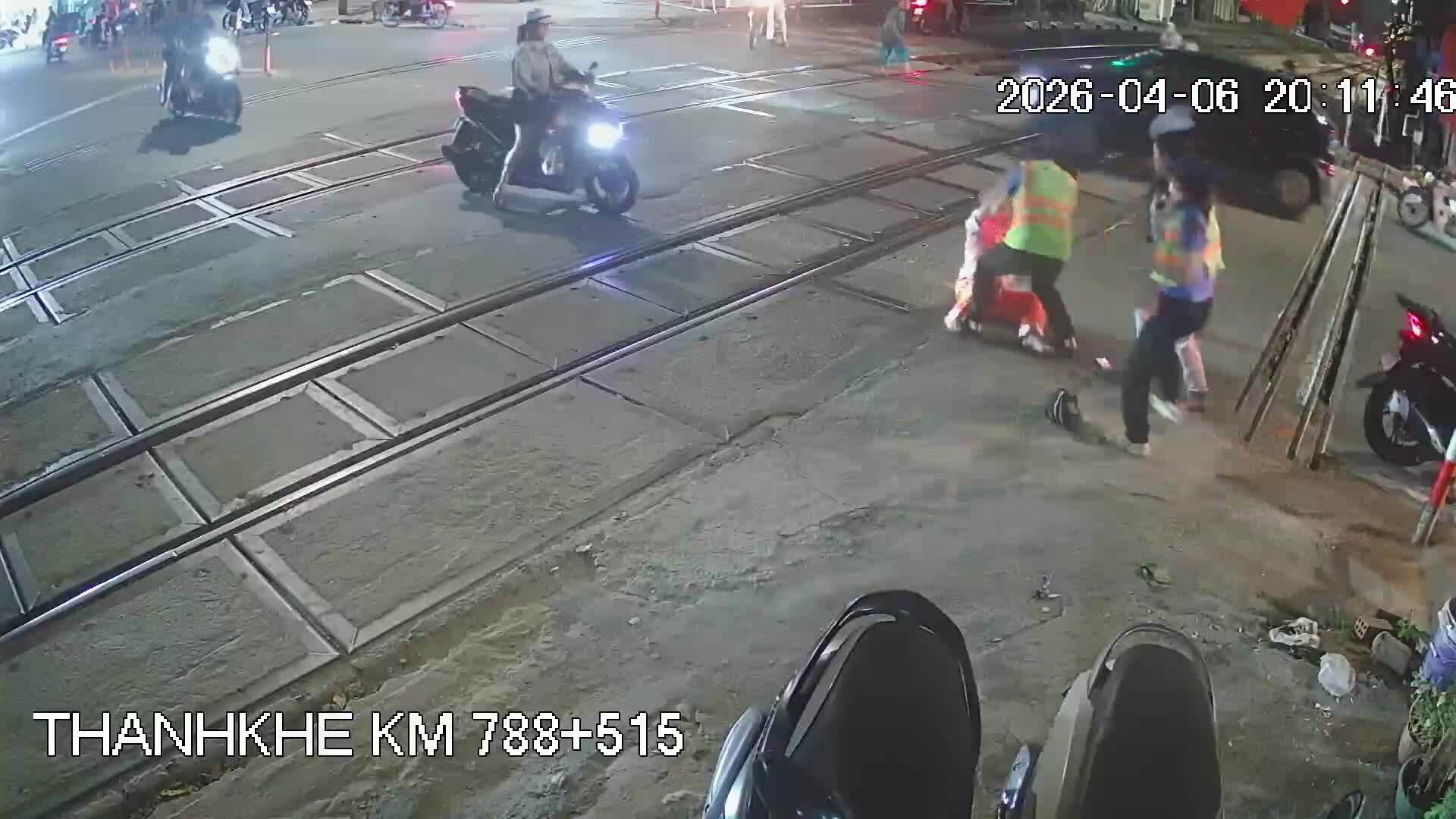 兩名鐵路道口看守員遭毆打