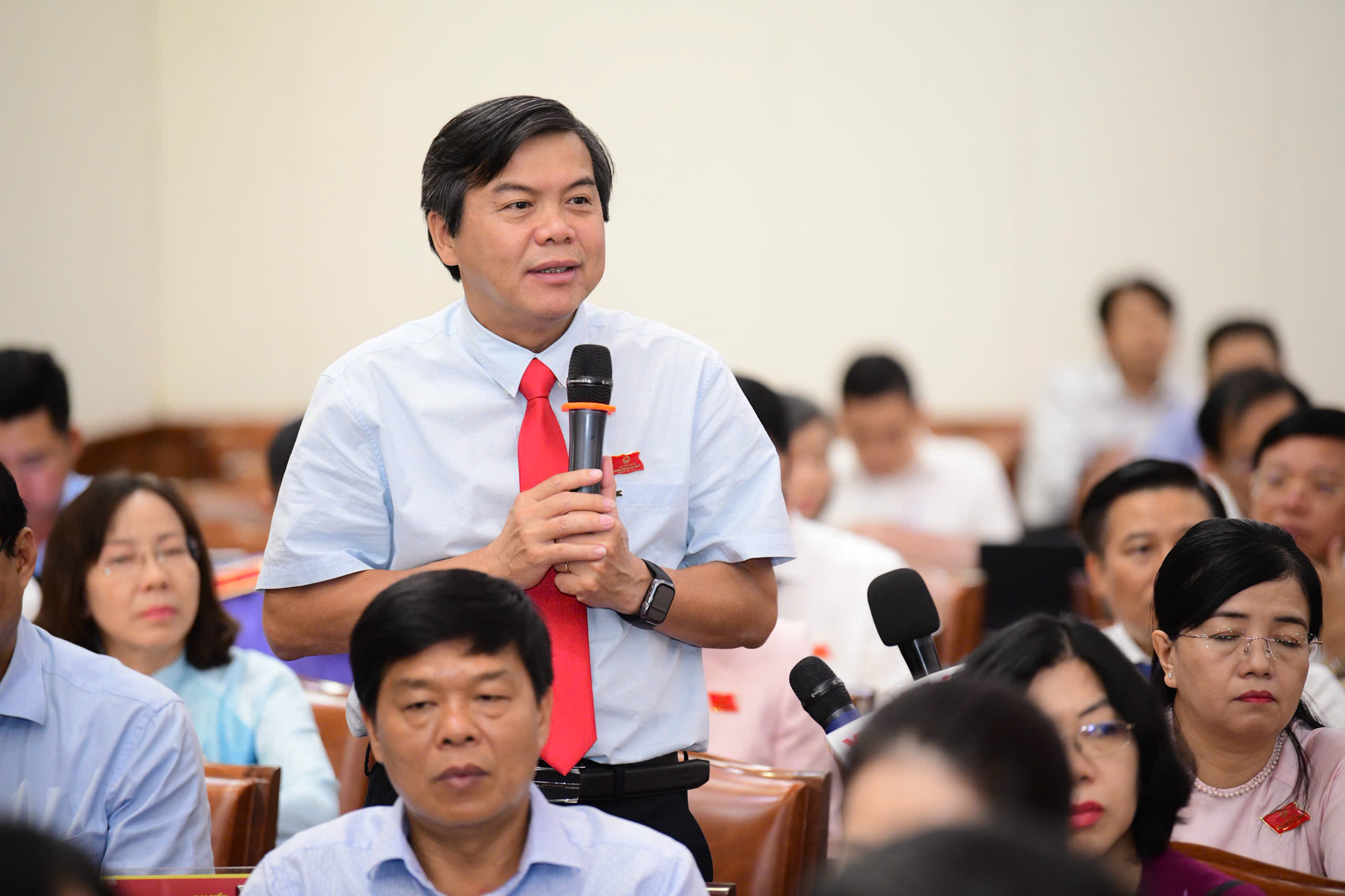 胡志明市人民議會召開第二次會議,審議建設行政中心