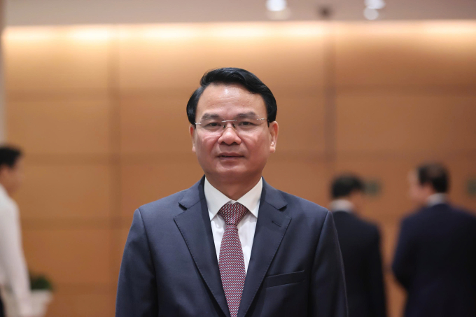 新任政府總監察長和政府辦公廳主任、部長